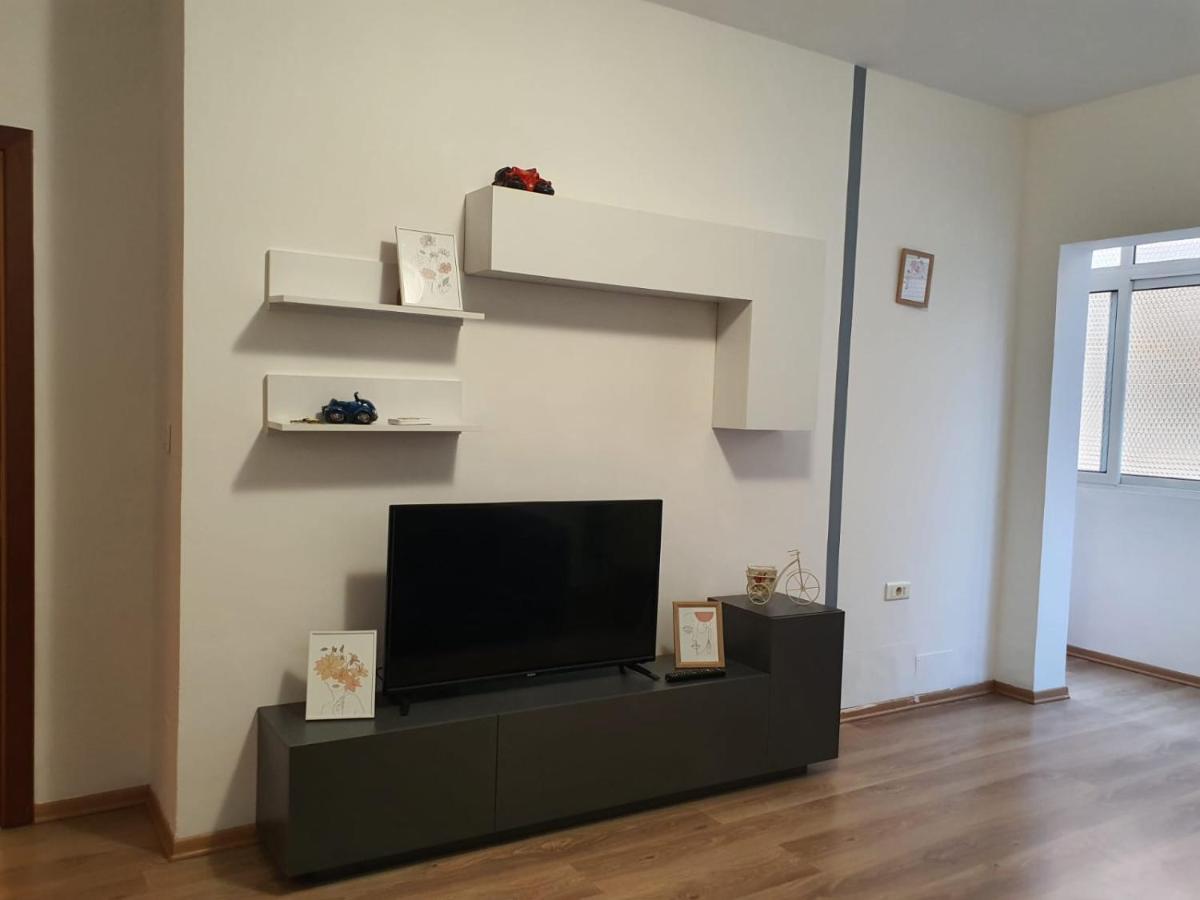 Heris'S Apartment ติรานา ภายนอก รูปภาพ